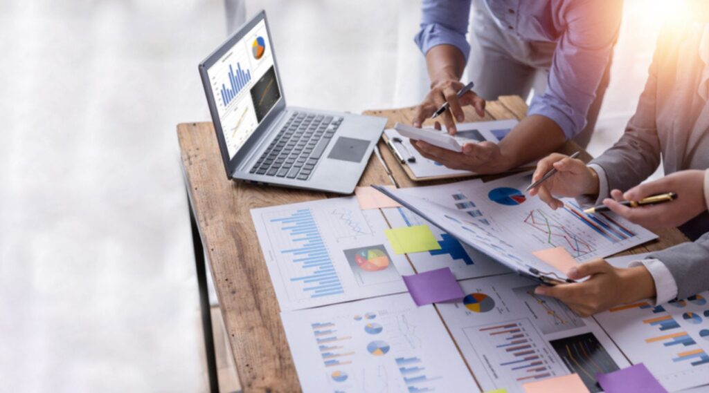dividing stocks and bonuses in divorce California